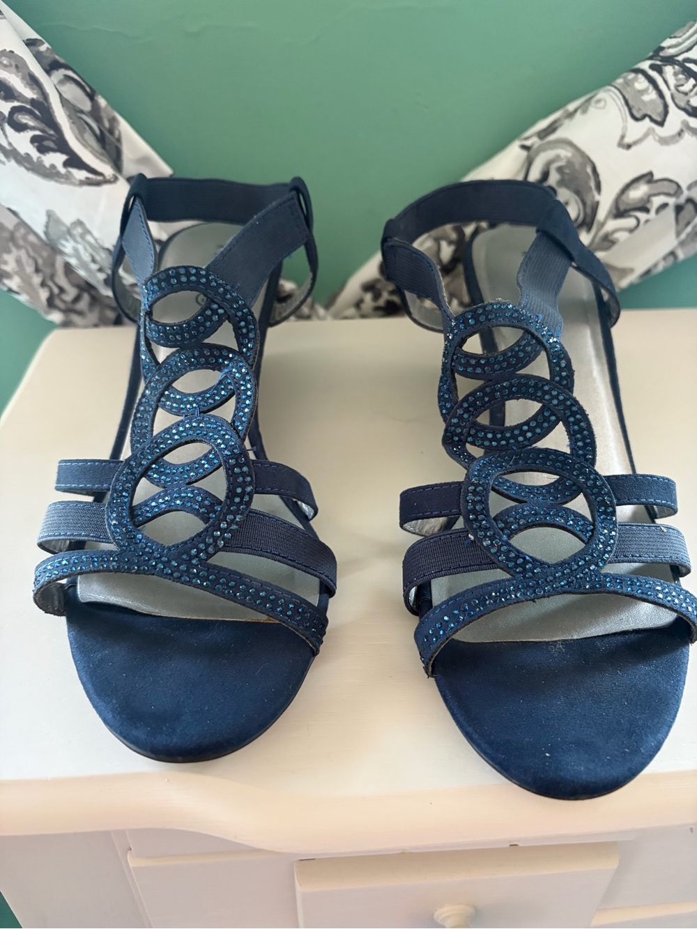 Karen Scott Navy Blue Rhinestone Loop Sandals